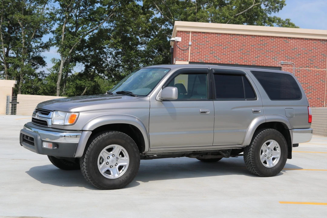 2002 Toyota 4Runner 3rd Gen - Image 3 of 31