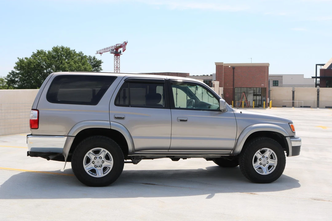 2002 Toyota 4Runner 3rd Gen - Image 13 of 31
