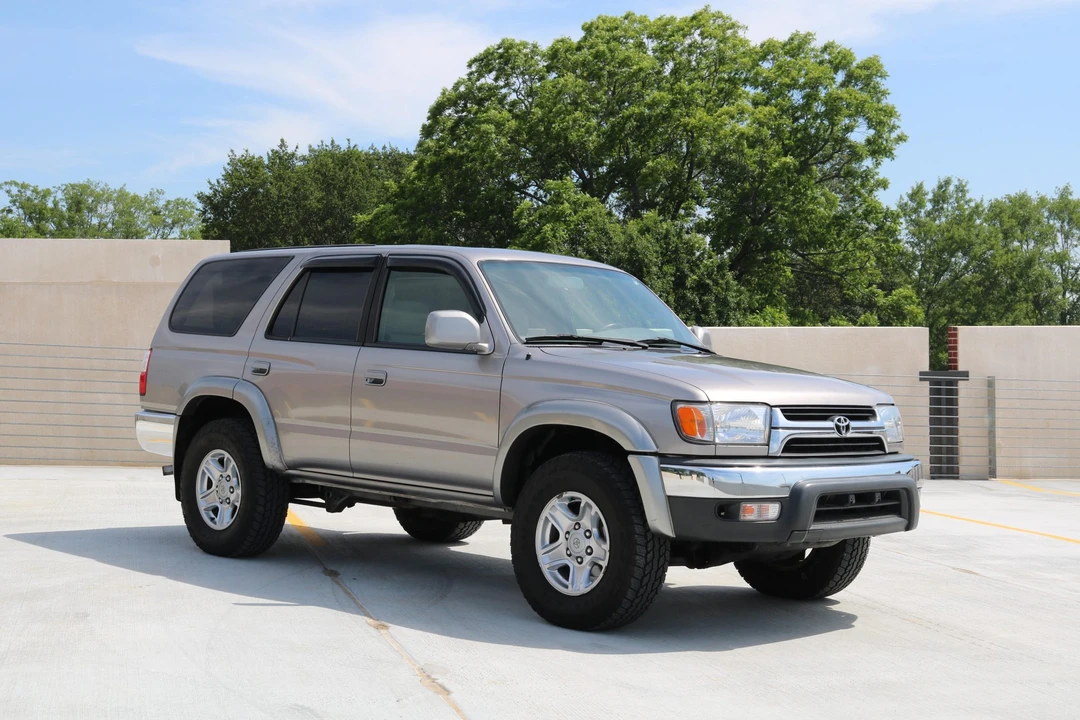 2002 Toyota 4Runner 3rd Gen - Image 9 of 31