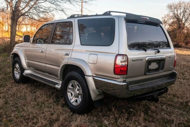 2002 Toyota 4Runner 3rd Gen - Image 2 of 7