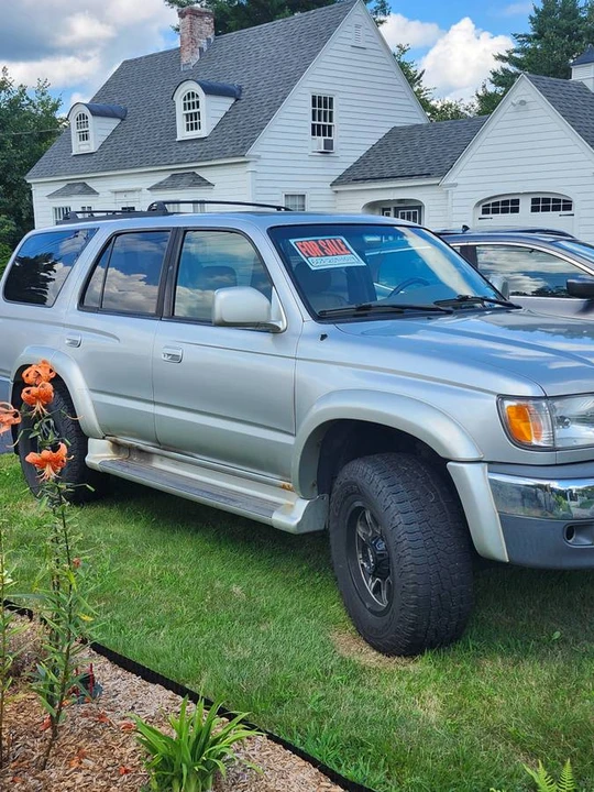 2002 Toyota 4Runner 3rd Gen - Image 5 of 11