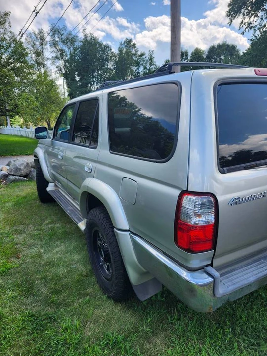 2002 Toyota 4Runner 3rd Gen - Image 6 of 11