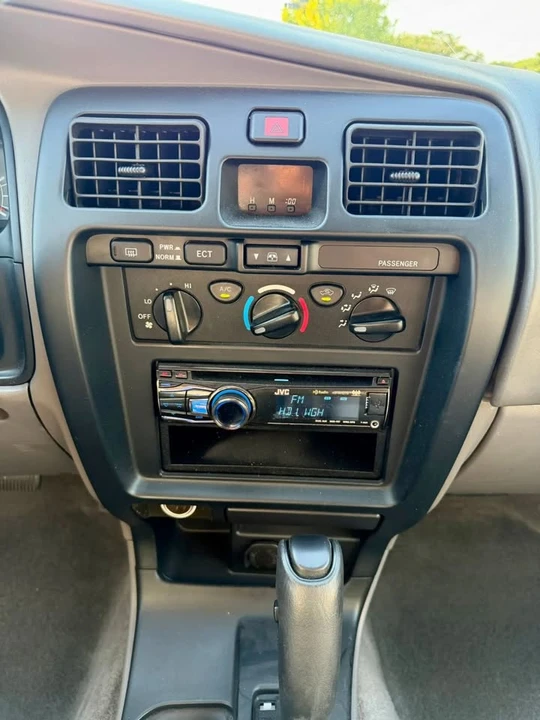 2002 Toyota 4Runner 3rd Gen - Image 13 of 14