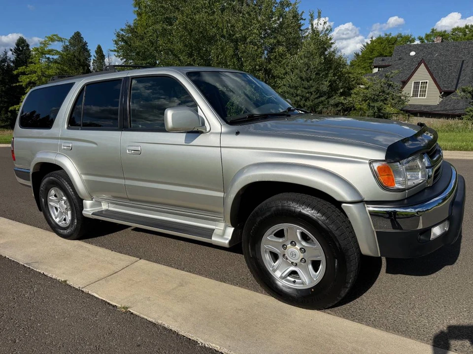 2002 Toyota 4Runner 3rd Gen - Image 5 of 24