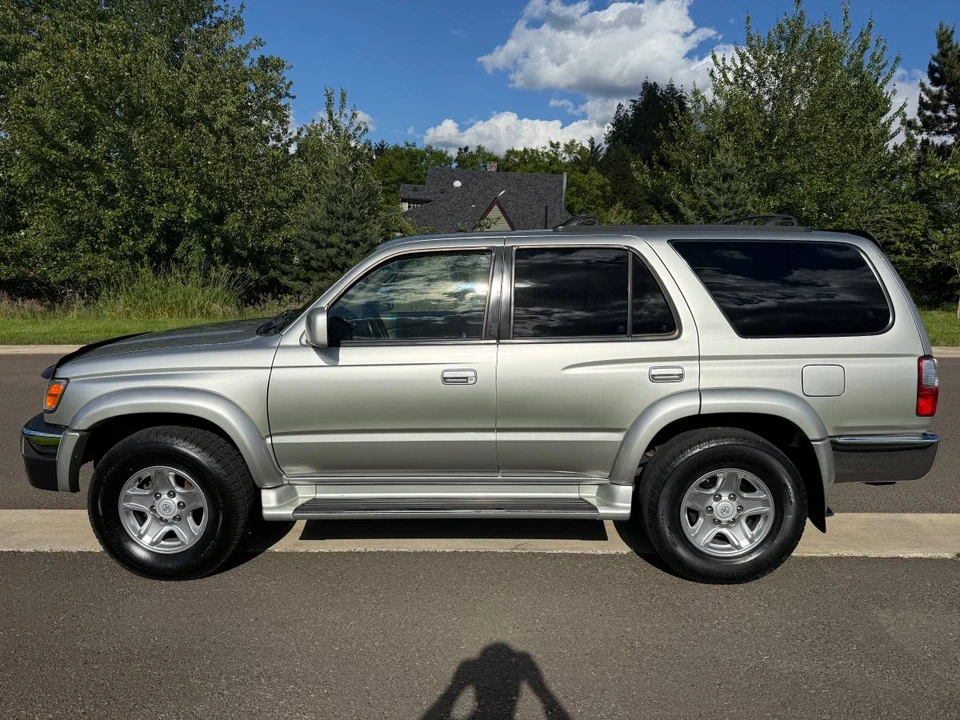 2002 Toyota 4Runner 3rd Gen - Image 2 of 24