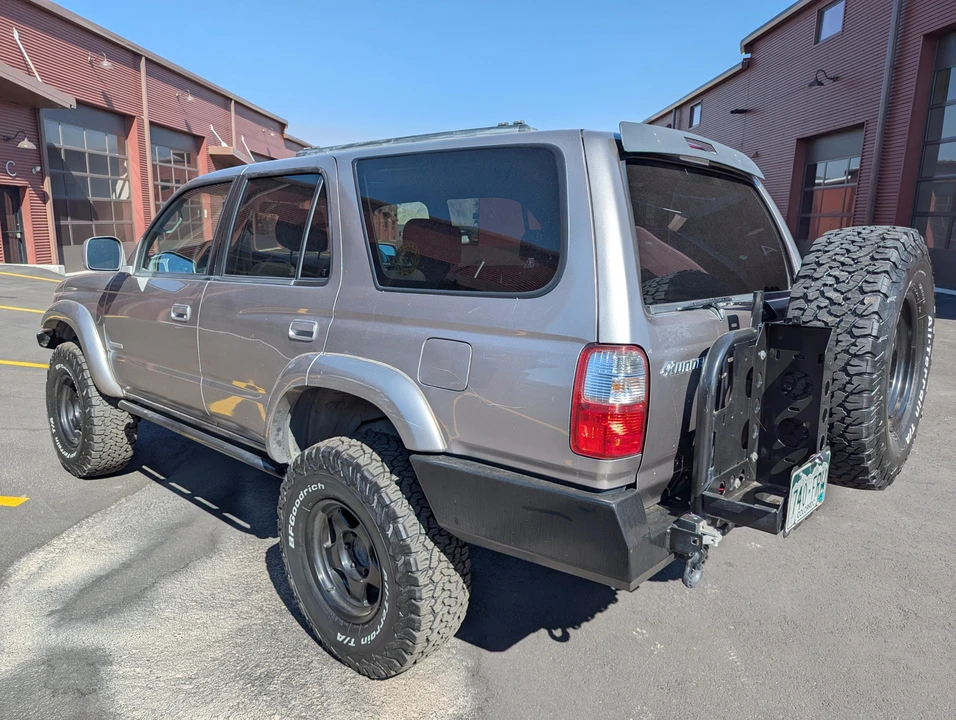 2002 Toyota 4Runner 3rd Gen - Image 10 of 31