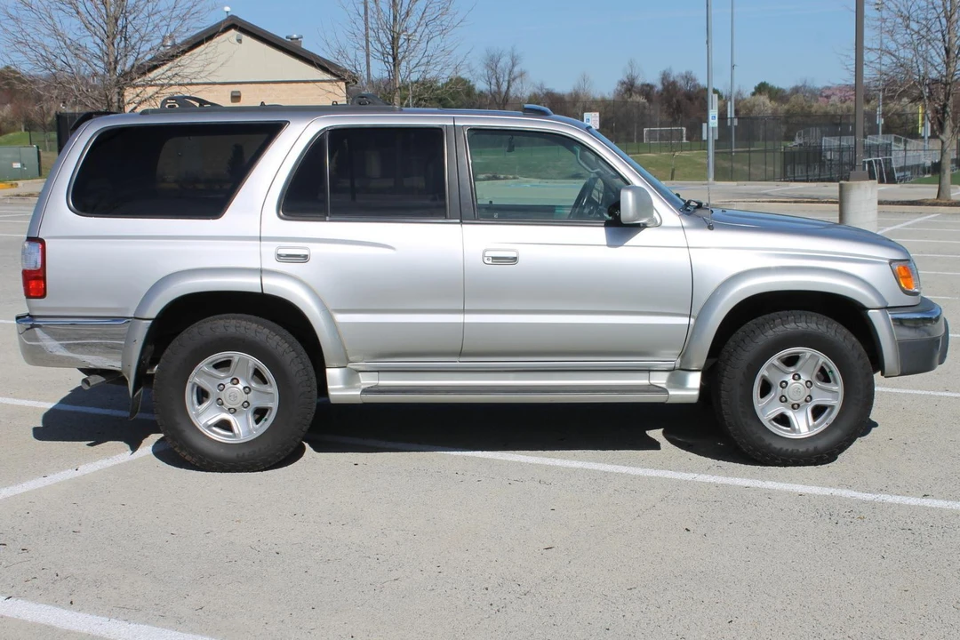 2002 Toyota 4Runner 3rd Gen - Image 3 of 5