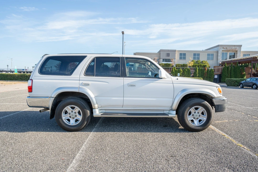 2002 Toyota 4Runner 3rd Gen - Image 9 of 31