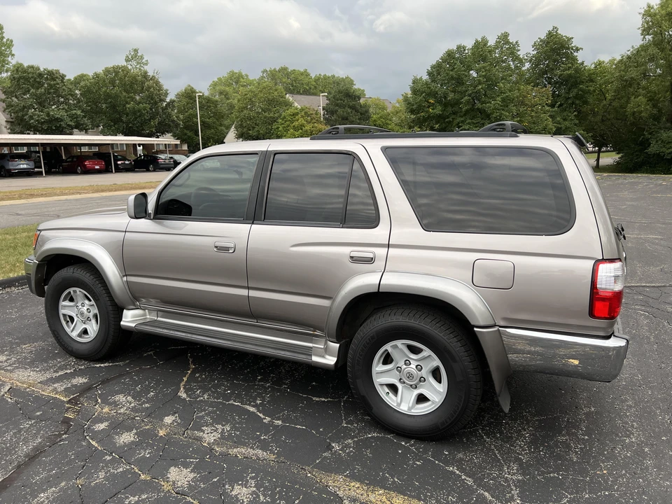 2002 Toyota 4Runner 3rd Gen - Image 8 of 31