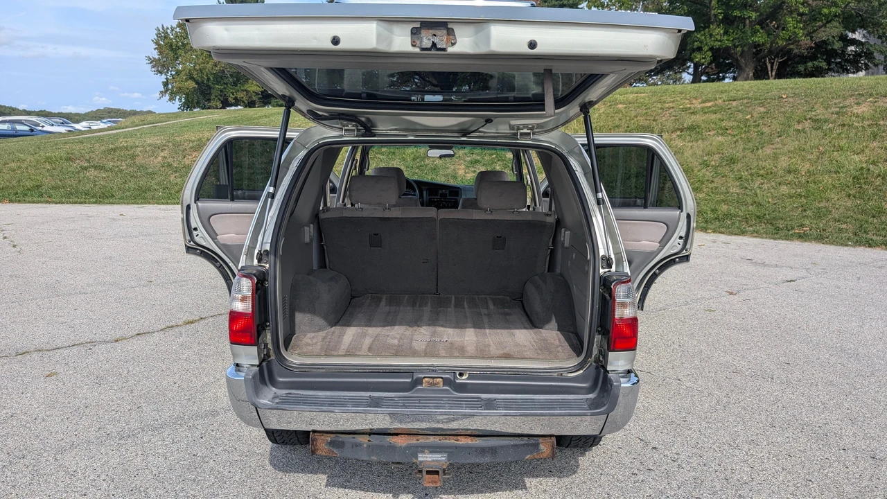 2002 Toyota 4Runner 3rd Gen - Image 11 of 31