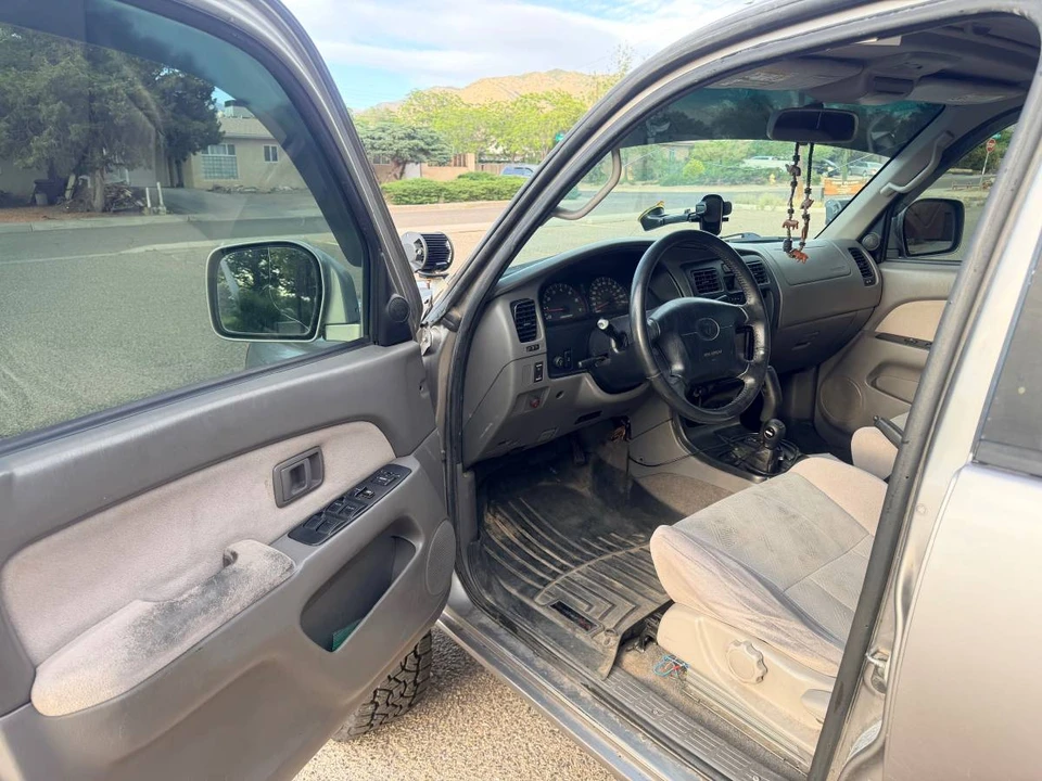 2002 Toyota 4Runner 3rd Gen - Image 3 of 10