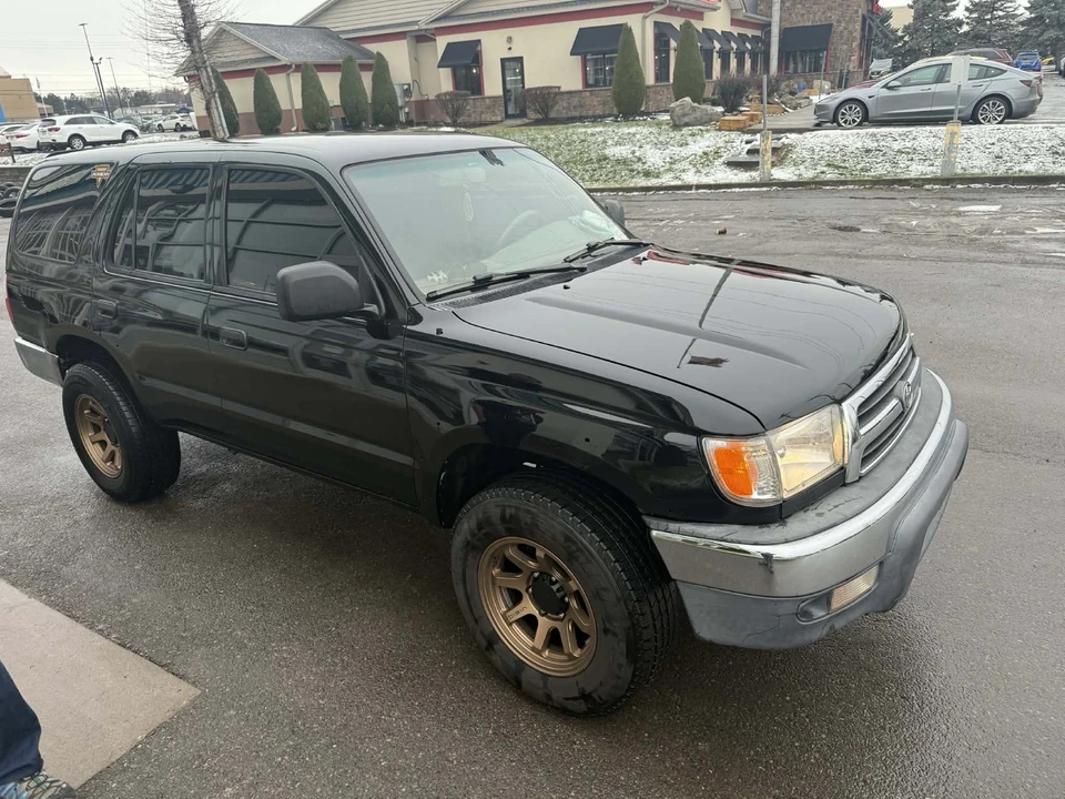 2002 Toyota 4Runner 3rd Gen - Image 4 of 10