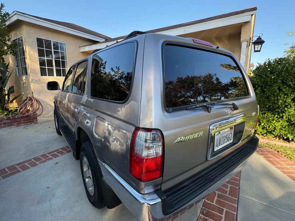 2002 Toyota 4Runner 3rd Gen - Image 4 of 9