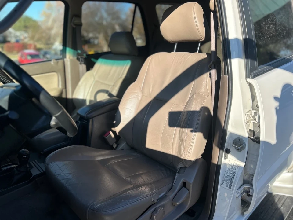 2002 Toyota 4Runner 3rd Gen - Image 10 of 21