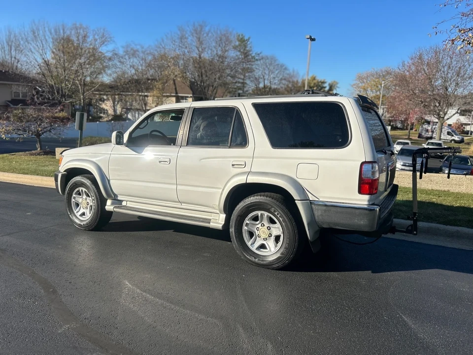2002 Toyota 4Runner 3rd Gen - Image 5 of 21