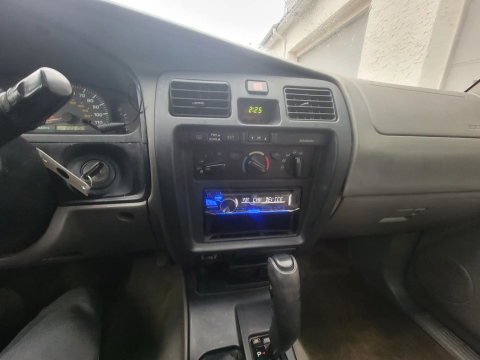 2002 Toyota 4Runner 3rd Gen - Image 14 of 16