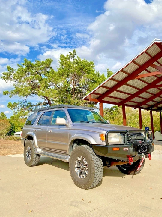 2002 Toyota 4Runner 3rd Gen - Image 2 of 9