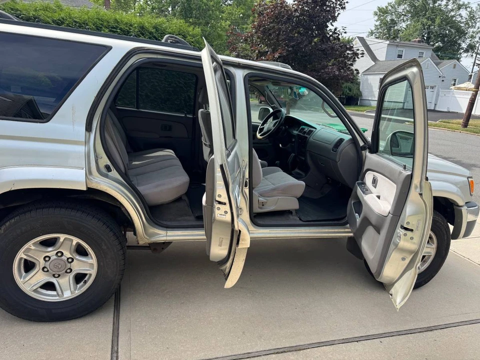 2002 Toyota 4Runner 3rd Gen - Image 7 of 13