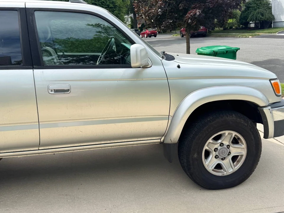 2002 Toyota 4Runner 3rd Gen - Image 3 of 13