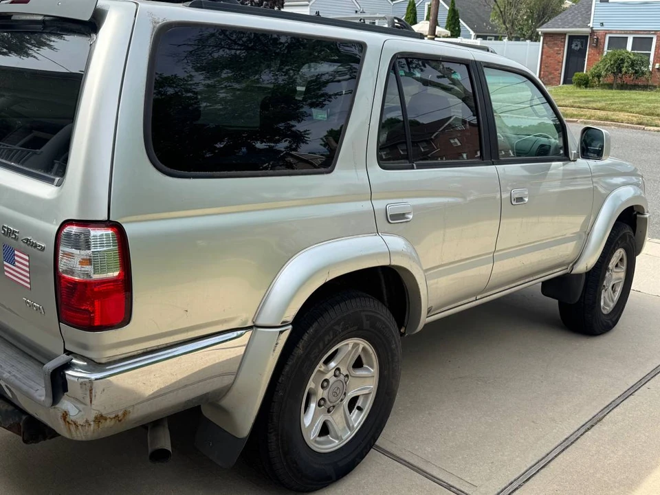 2002 Toyota 4Runner 3rd Gen - Image 2 of 13