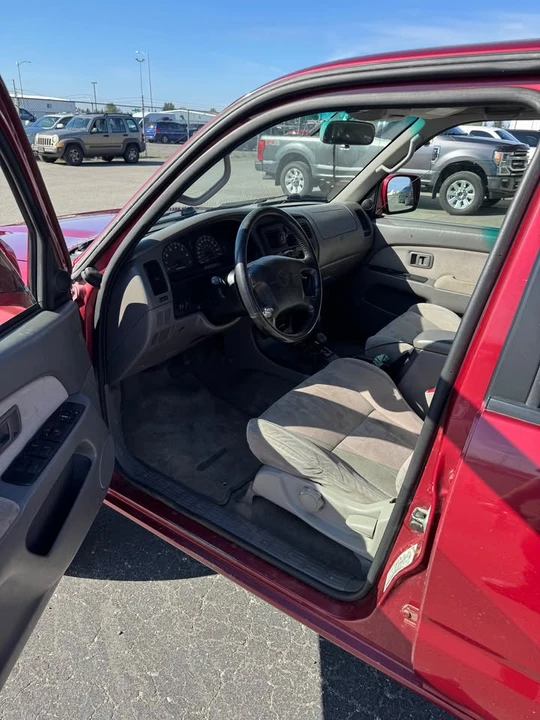 2002 Toyota 4Runner 3rd Gen - Image 8 of 10