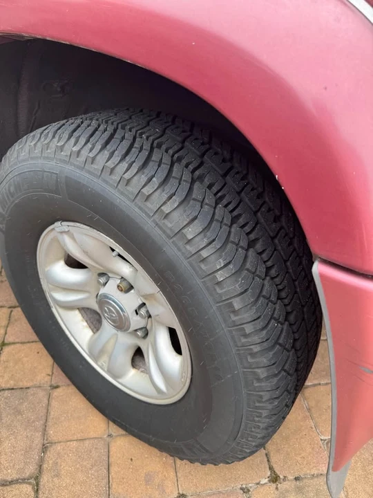 2002 Toyota 4Runner 3rd Gen - Image 5 of 9