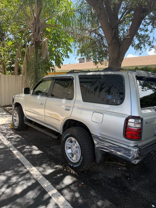 2002 Toyota 4Runner 3rd Gen - Image 3 of 8