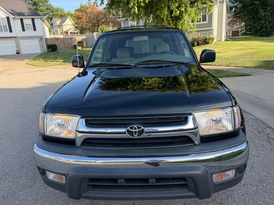 2002 Toyota 4Runner 3rd Gen - Image 2 of 17