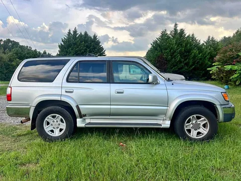 2002 Toyota 4Runner SR5 Premium Sport Utility 4D