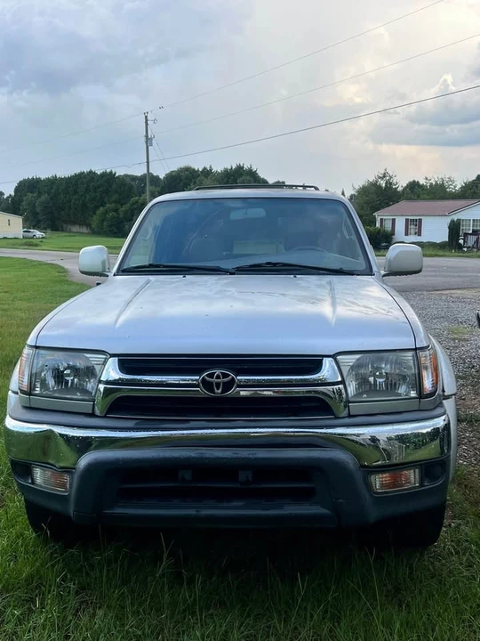 2002 Toyota 4Runner 3rd Gen - Image 3 of 8