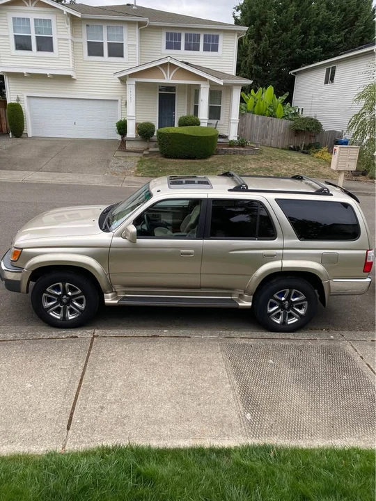 2002 Toyota 4Runner 3rd Gen - Image 2 of 12