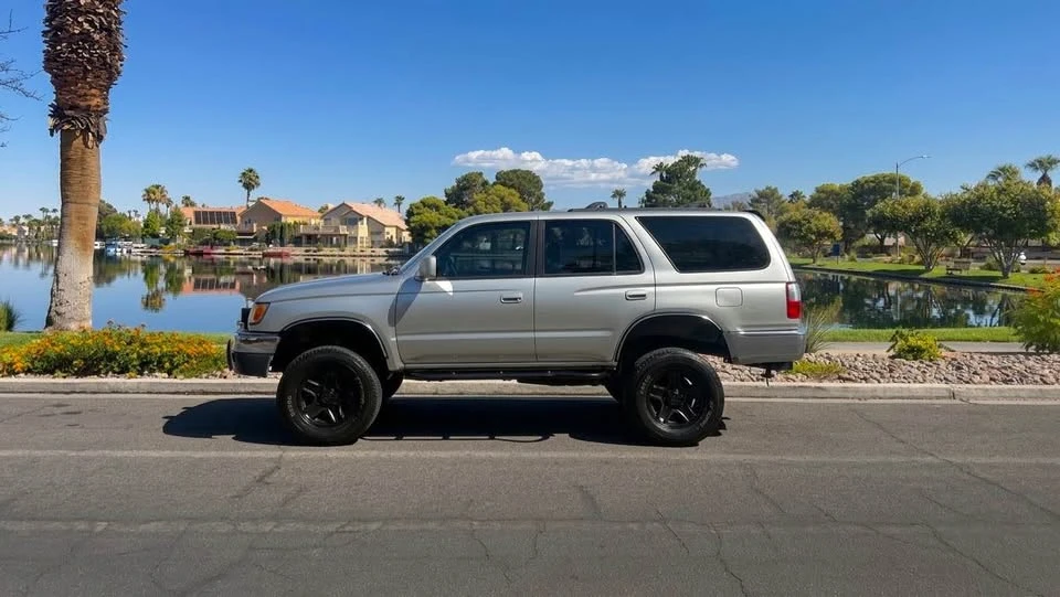 2002 Toyota 4Runner 3rd Gen - Image 4 of 10