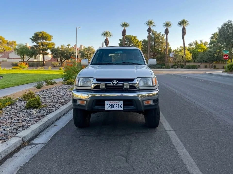 2002 Toyota 4Runner 3rd Gen - Image 2 of 10