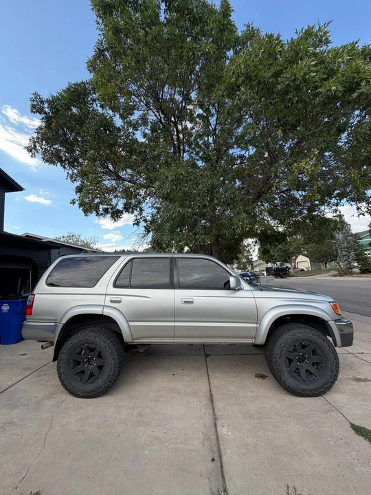 2002 Toyota 4Runner 3rd Gen - Image 4 of 19