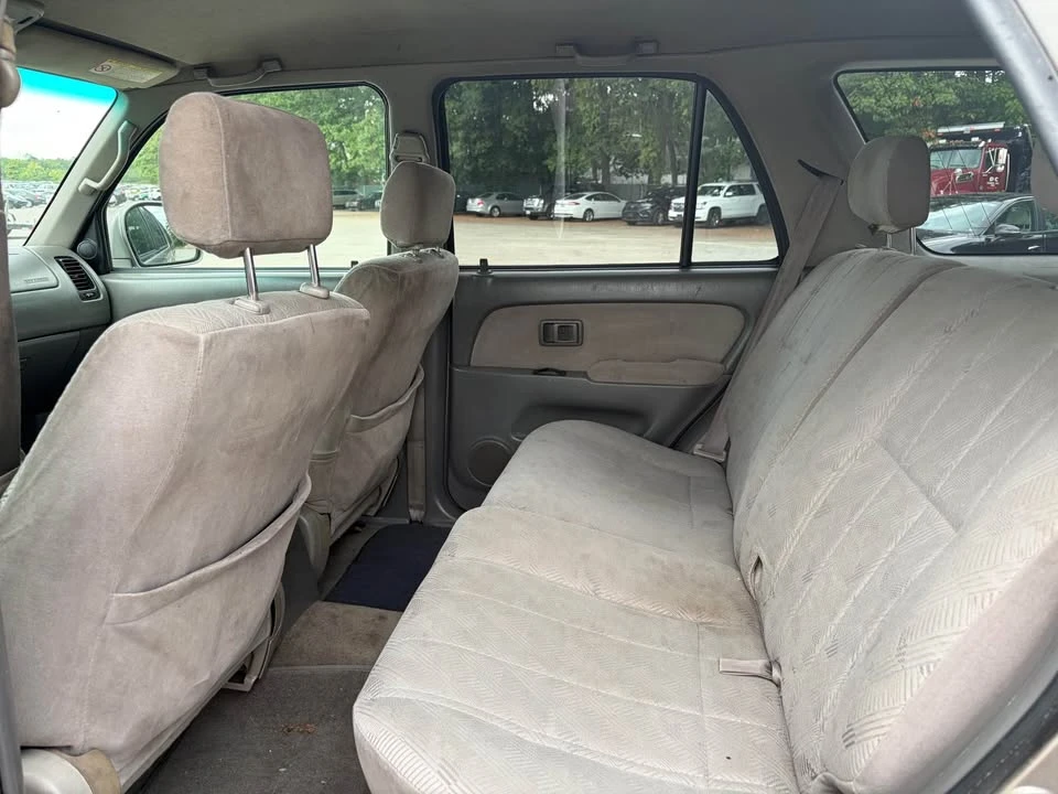 2002 Toyota 4Runner 3rd Gen - Image 11 of 15