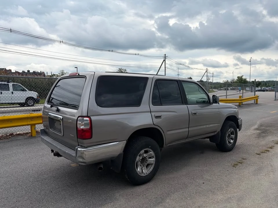 2002 Toyota 4Runner 3rd Gen - Image 6 of 15