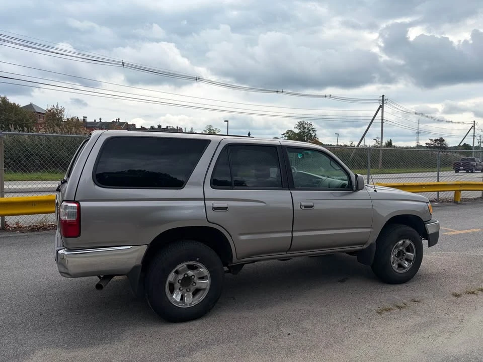 2002 Toyota 4Runner 3rd Gen - Image 5 of 15