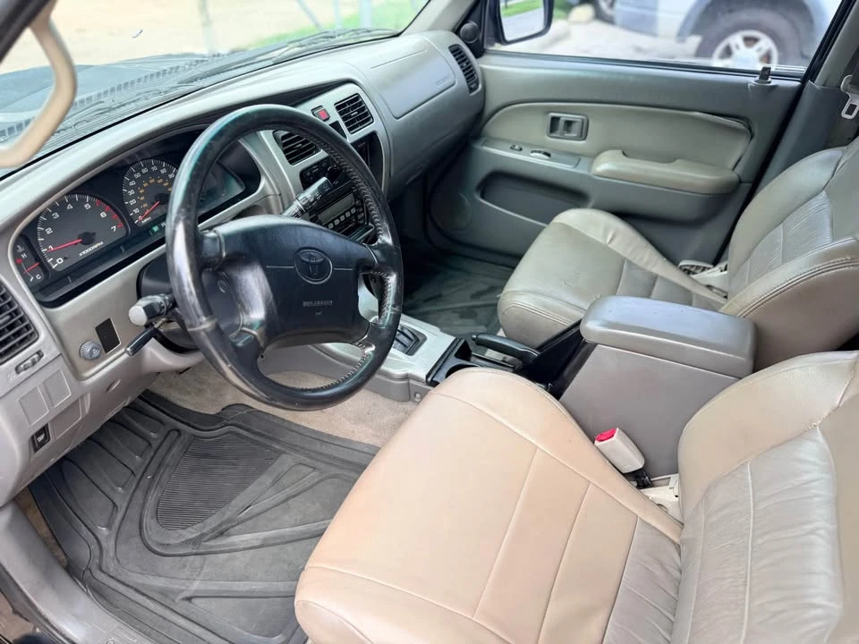 2002 Toyota 4Runner 3rd Gen - Image 5 of 8