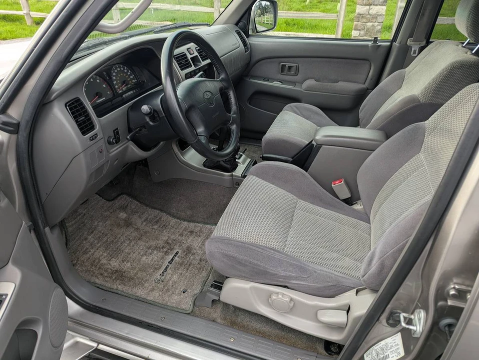 2002 Toyota 4Runner 3rd Gen - Image 9 of 24