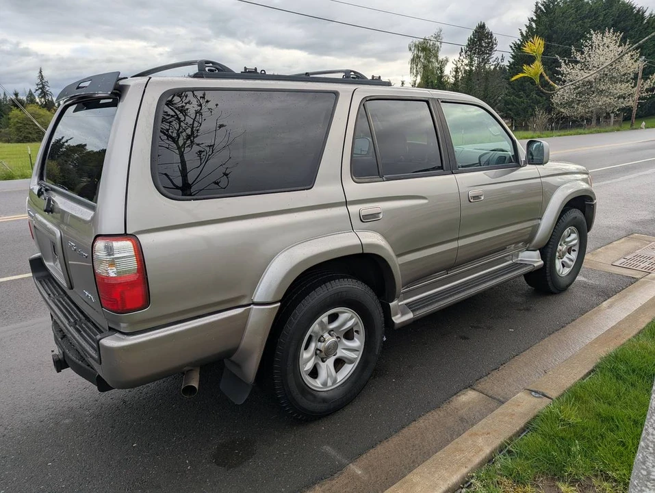 2002 Toyota 4Runner 3rd Gen - Image 5 of 24