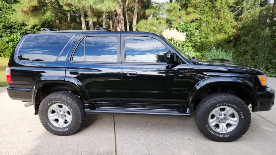 2002 Toyota 4Runner 3rd Gen - Image 2 of 27