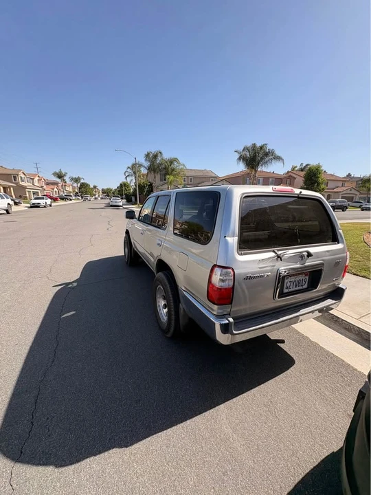 2002 Toyota 4Runner 3rd Gen - Image 3 of 9