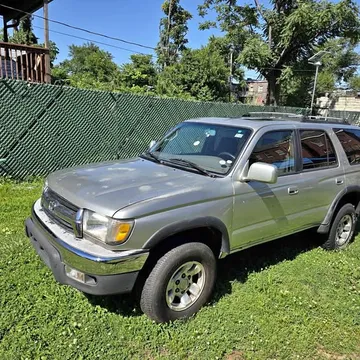 2002 Toyota 4Runner SR5