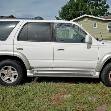 2002 Toyota 4Runner SR5 Sport Utility 2D