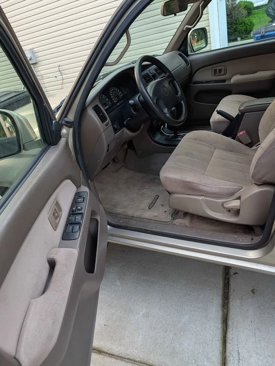 2002 Toyota 4Runner 3rd Gen - Image 3 of 13