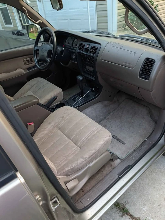 2002 Toyota 4Runner 3rd Gen - Image 4 of 13