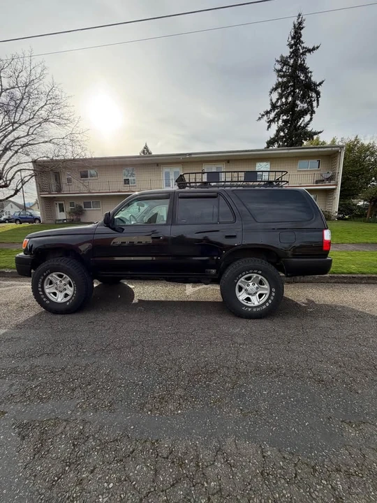 2002 Toyota 4Runner 3rd Gen - Image 8 of 9