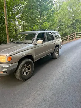 2002 Toyota 4Runner SR5 Sport Utility 2D