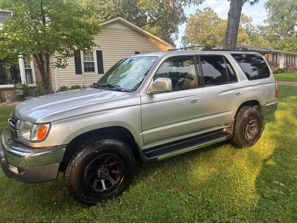 2002 Toyota 4Runner 3rd Gen - Image 3 of 13