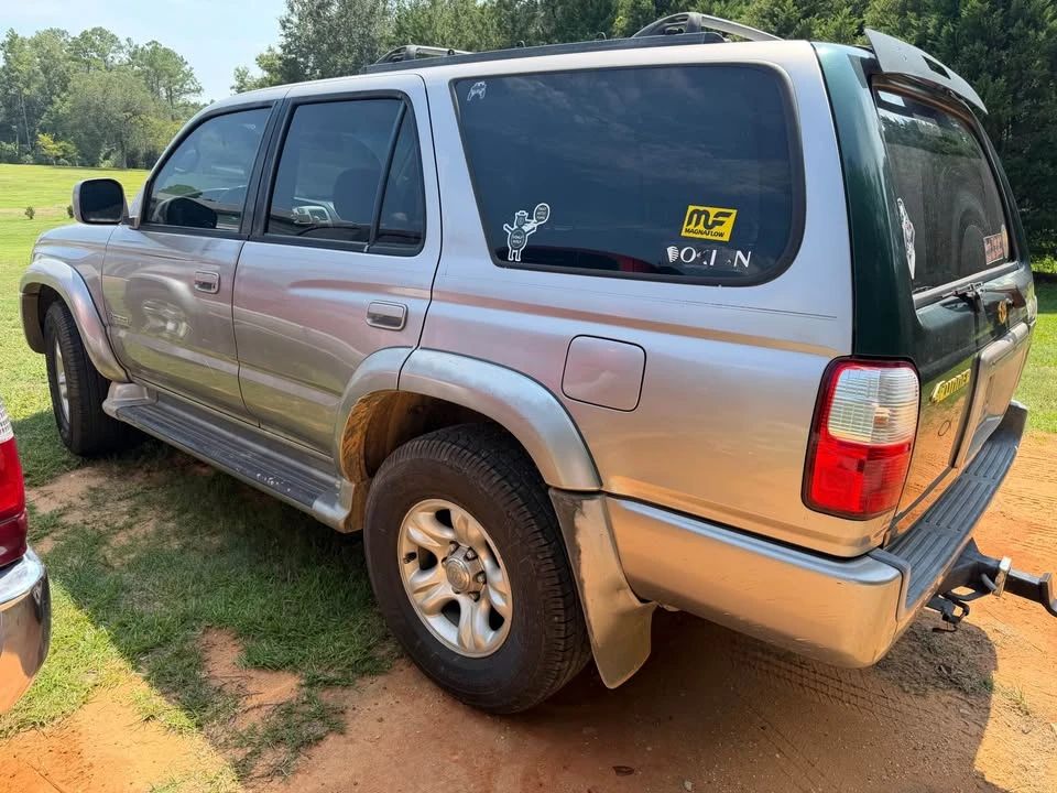 2002 Toyota 4Runner 3rd Gen - Image 2 of 11